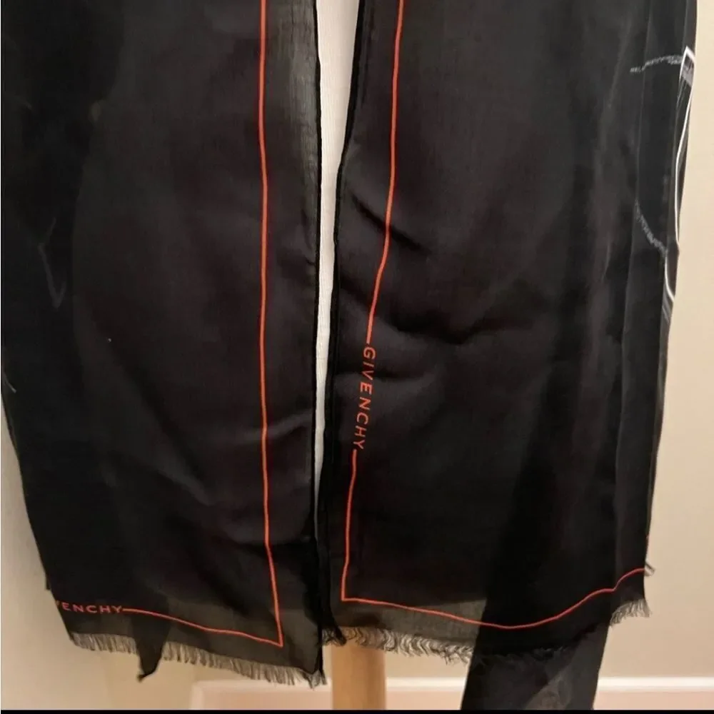 100% AUTHENTIC GIVENCHY PARIS LOGO print Fringe UNISEX SCARF, MADE IN IT…